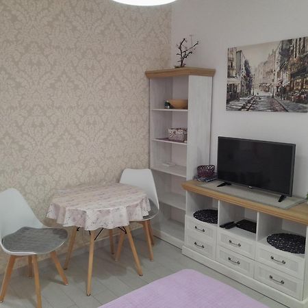 באר Apartments Aleksic מראה חיצוני תמונה